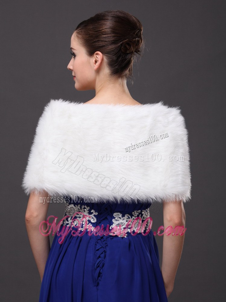 High Quality Faux Fur Special Occasion / Wedding Shawl In Ivory With V-neck